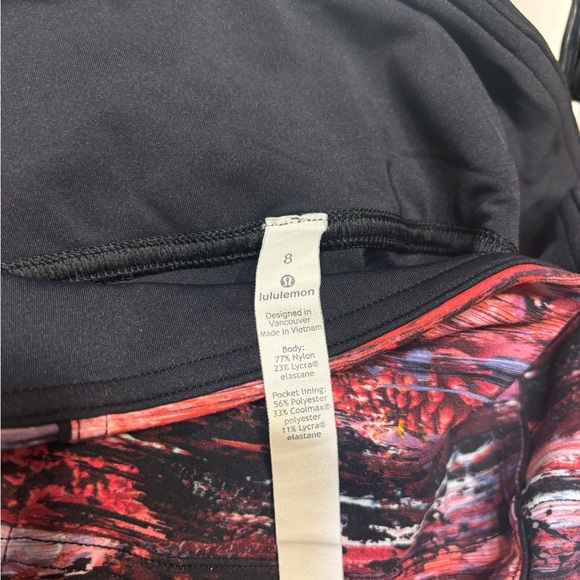 Lululemon abstract leggings - Picture 3 of 3